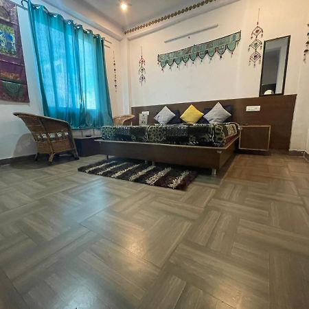 Orchid Hostel And Hotel Tapovan Dış mekan fotoğraf