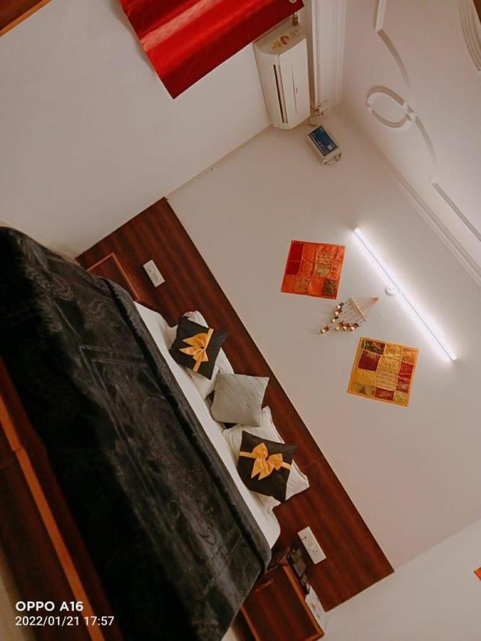 Orchid Hostel And Hotel Tapovan Dış mekan fotoğraf